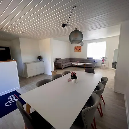 Charming In The Heart Of Hou Feriehus *