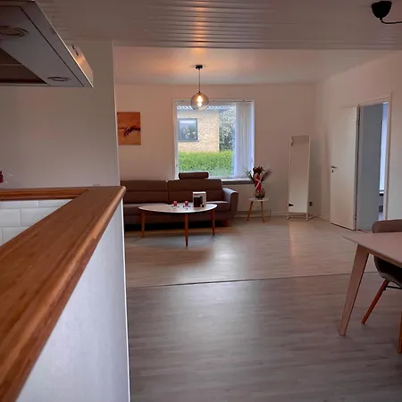 Holiday home Charming In The Heart Of Hou
